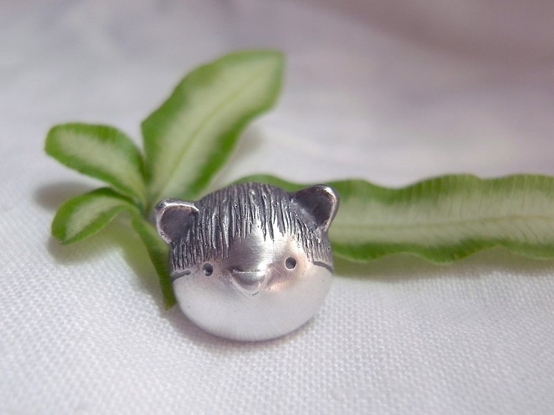My Cat Friends--Winter cat--Little cat--Silver Cat--Sterling Silver--Brooch - Earrings & Clip-ons - Silver Silver