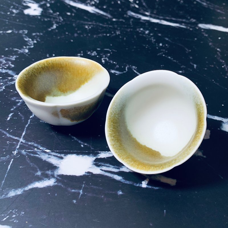 Freehand Ru Kiln Landscape Tea Cup / 60ml / Qiu Yuning / PC15 - Teapots & Teacups - Porcelain Black