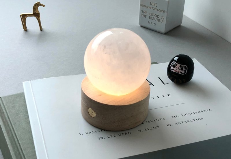 月光下 │水晶球 礦石香氛系列 - 擺飾/家飾品 - 水晶 白色