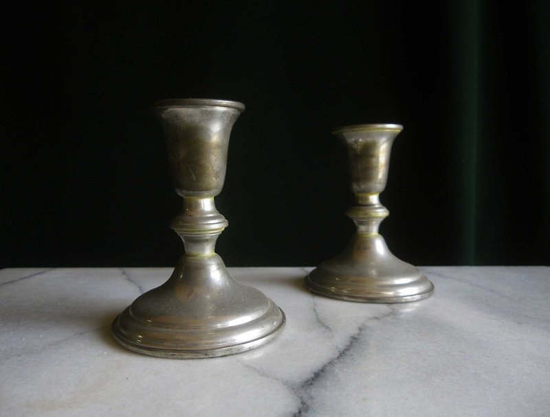 [OLD-TIME] A pair of early European pewter candlesticks