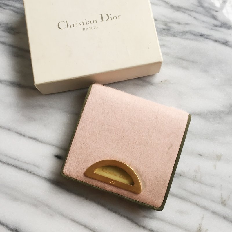 A ROOM MODEL - VINTAGE - Christian Dior 粉絨毛短夾 / BD-0907 - 錢包/皮夾/長短夾 - 其他材質 粉紅色