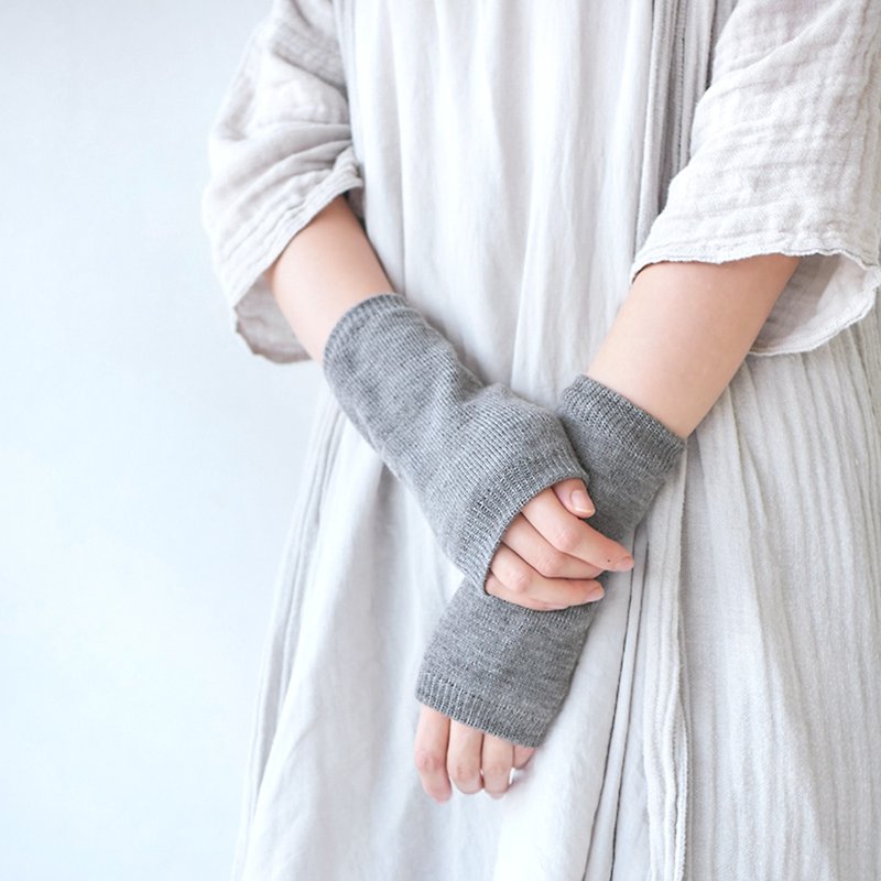 極暖 シルク ウール アームカバー - 手套 - 其他材質 灰色