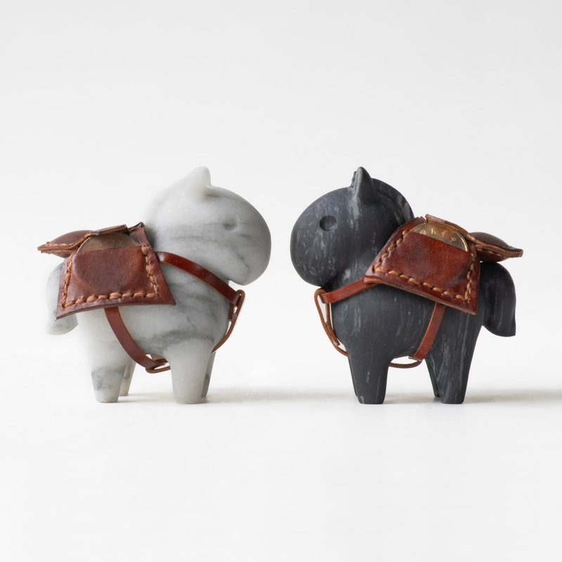石來運轉 馬上有錢  Marble Lucky Pony - 擺飾/家飾品 - 石頭 白色