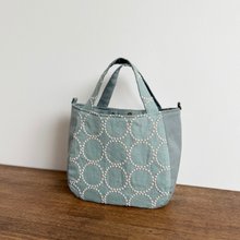 初売り】 ミナペルホネン 刺繍のうさぎ かご編み付きバケツ