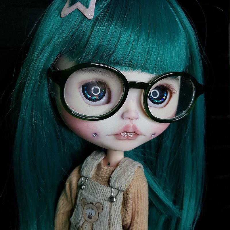 Blythe doll sculpture - Other - Plastic Green