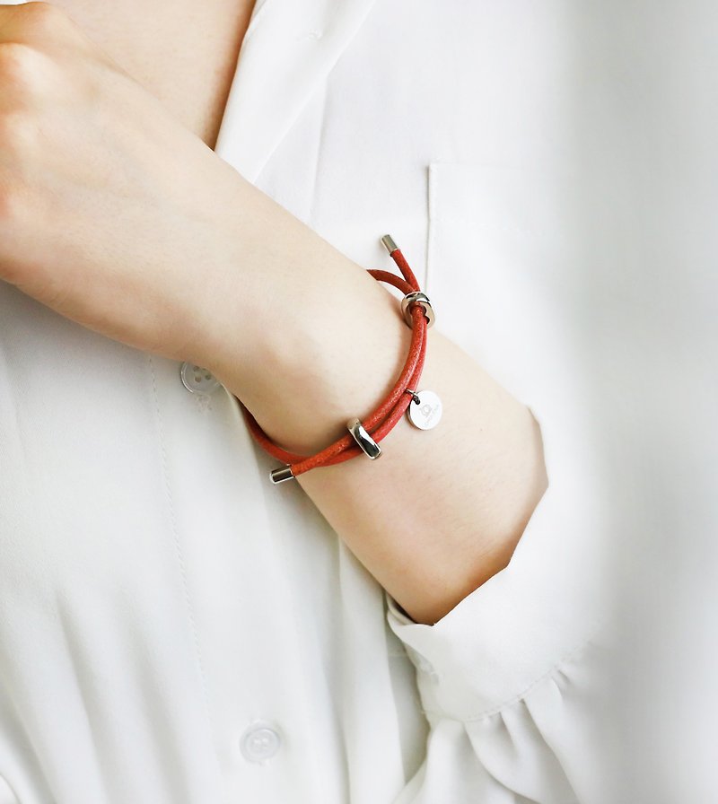 [Customized] Round Leather Cord Adjustable Bracelet_Silver (3 Colors)/Can be Engraved - Bracelets - Genuine Leather Red