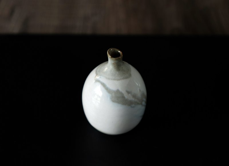 桑染_小花器 - 花瓶/花器 - 瓷 白色