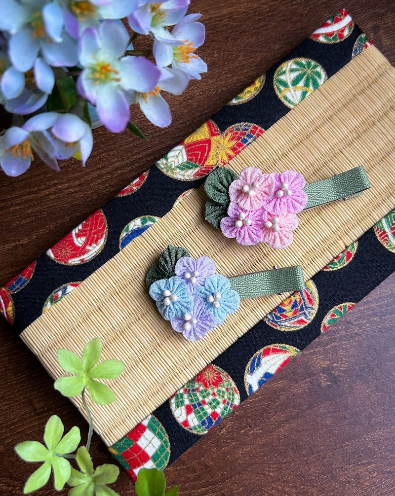 Fine fabric flower hydrangea and wind cloth flower hairpin - Hair Accessories - Other Man-Made Fibers Multicolor