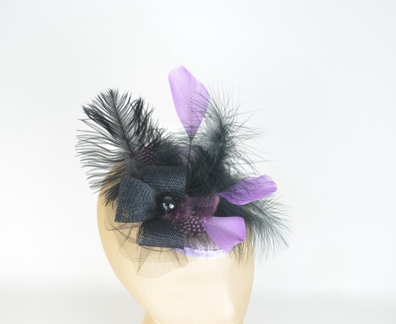 Headpiece Fascinator in Lilac Purple with Cascading Feathers, Jewel, Tulle - เครื่องประดับผม - วัสดุอื่นๆ สีม่วง