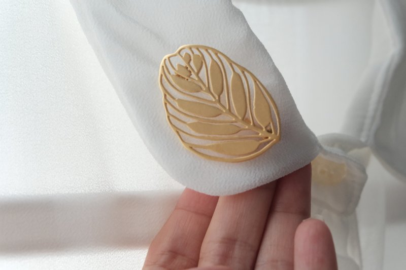 Calathea Leaf Brass Handmade Brooch/Pin - 徽章/別針 - 銅/黃銅 