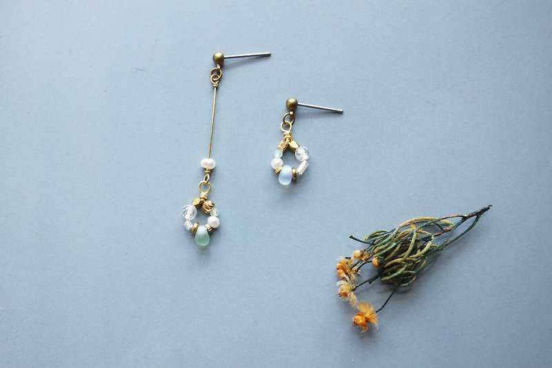 Ethereal Hope - earrings pierced earrings clip-on earrings - ต่างหู - แก้ว หลากหลายสี