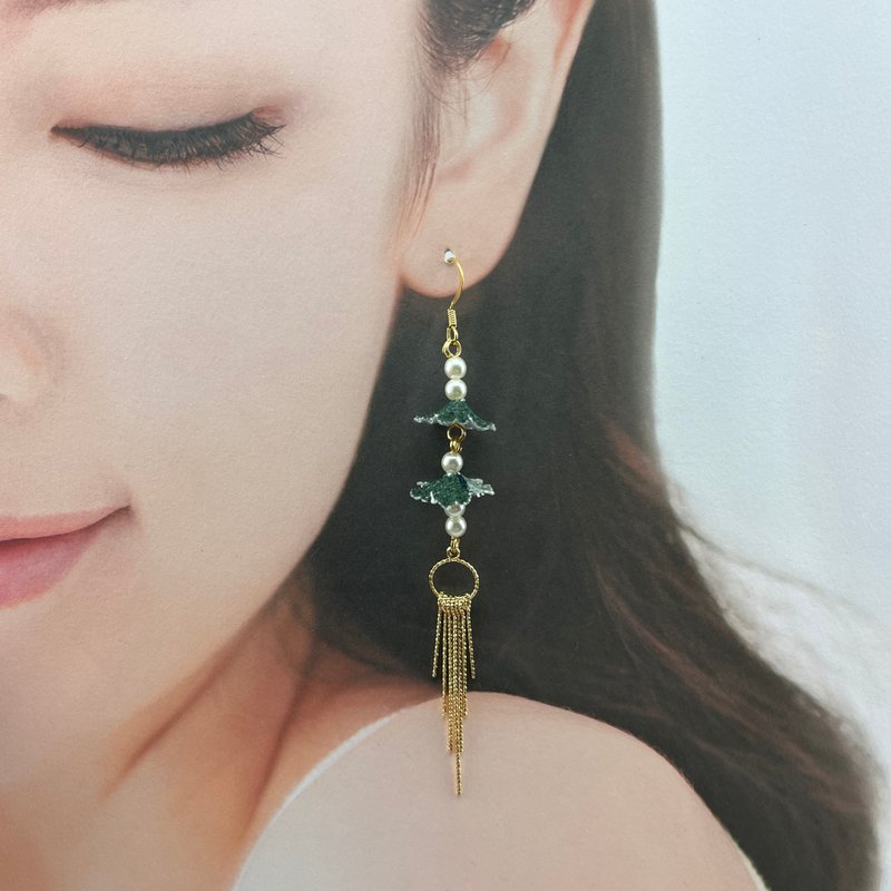 Horizon | エーテリアルな小花のダングルイヤリング - ピアス・イヤリング - コットン・麻 多色