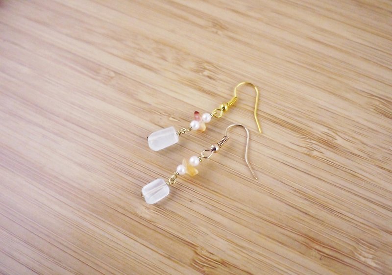 [Summer Dinner] Crystal Jade Handmade Earrings - Earrings & Clip-ons - Crystal Multicolor