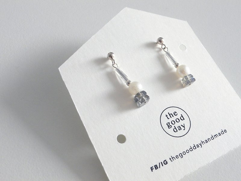 Mini earrings｜Cotton beads White Grey Mix & Match Silver Earrings - Earrings & Clip-ons - Gemstone Gray
