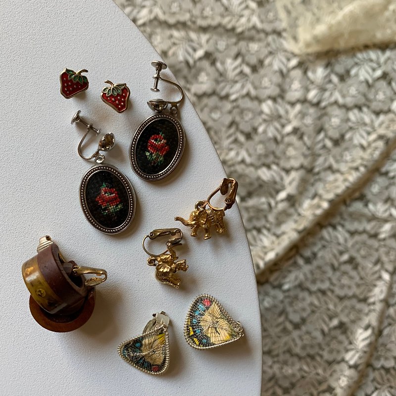 Vintage耳環/ 小刺繡與大象等等 - 耳環/耳夾 - 其他材質 多色