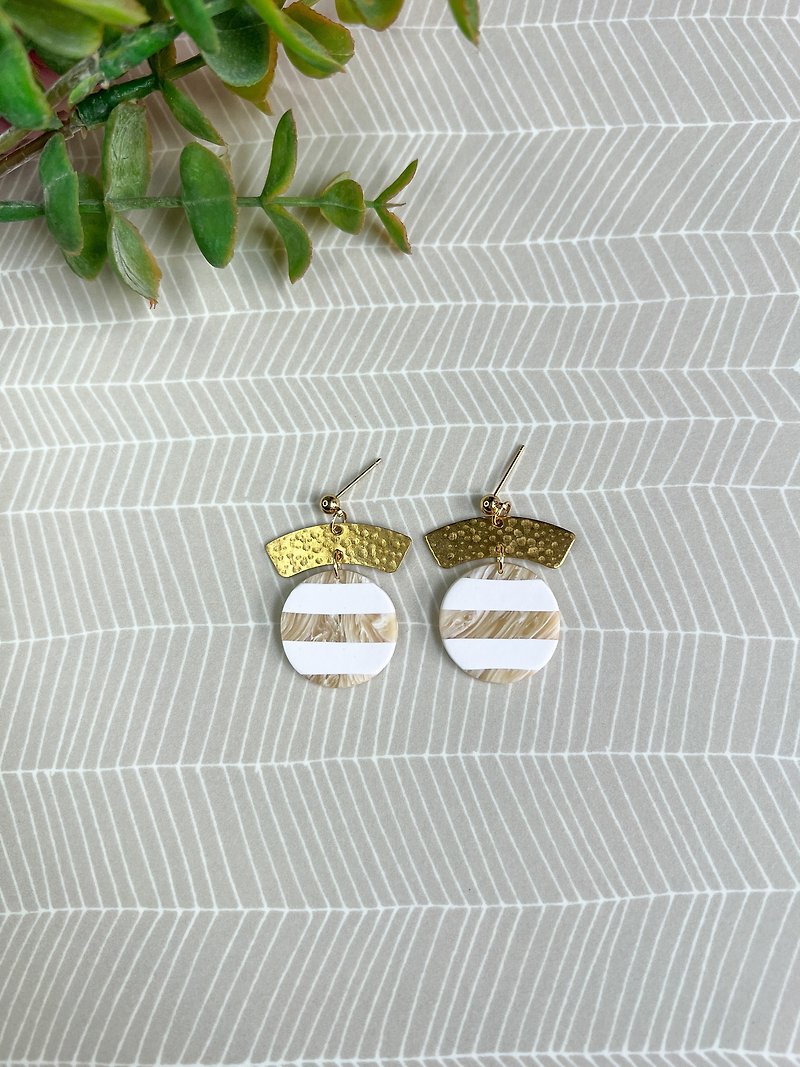 • Handcrafted Polymer Clay Earrings • White &amp; Translucent Stripes - Circle