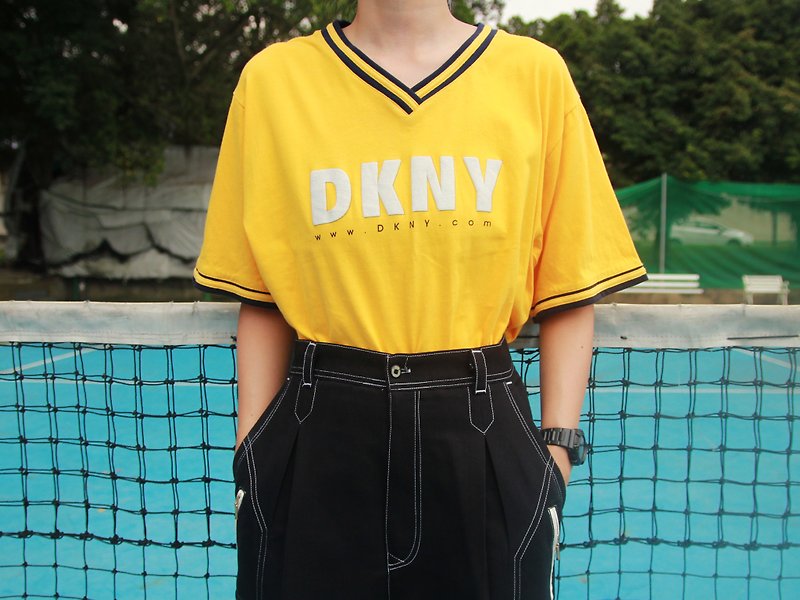///脂肪質骨/// DKNY半袖Tヴィンテージヴィンテージ - トップス ユニセックス - コットン・麻 