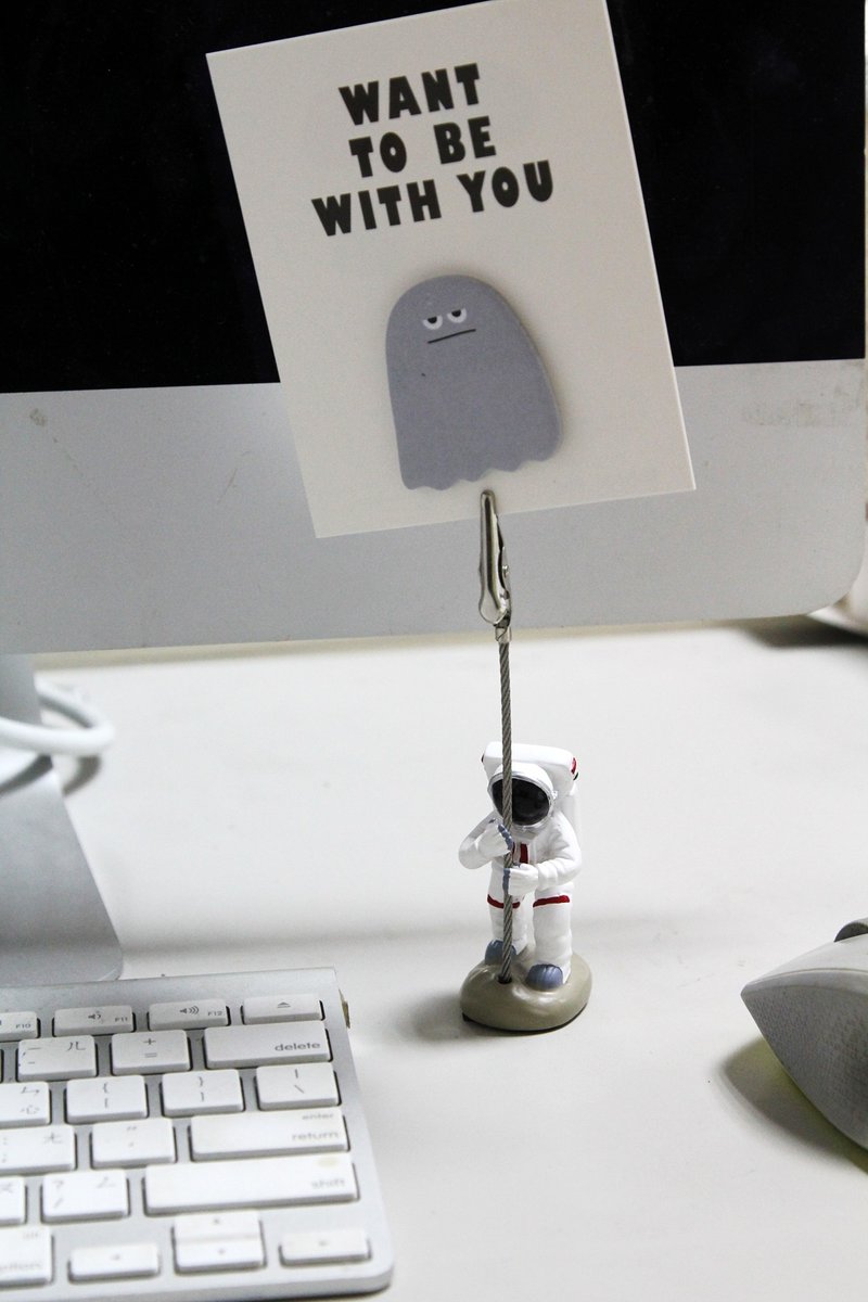 Japanese Magnets desktop small astronaut-shaped Memo folder/business card holder/note paper holder (flag style) - ที่ตั้งบัตร - เรซิน ขาว