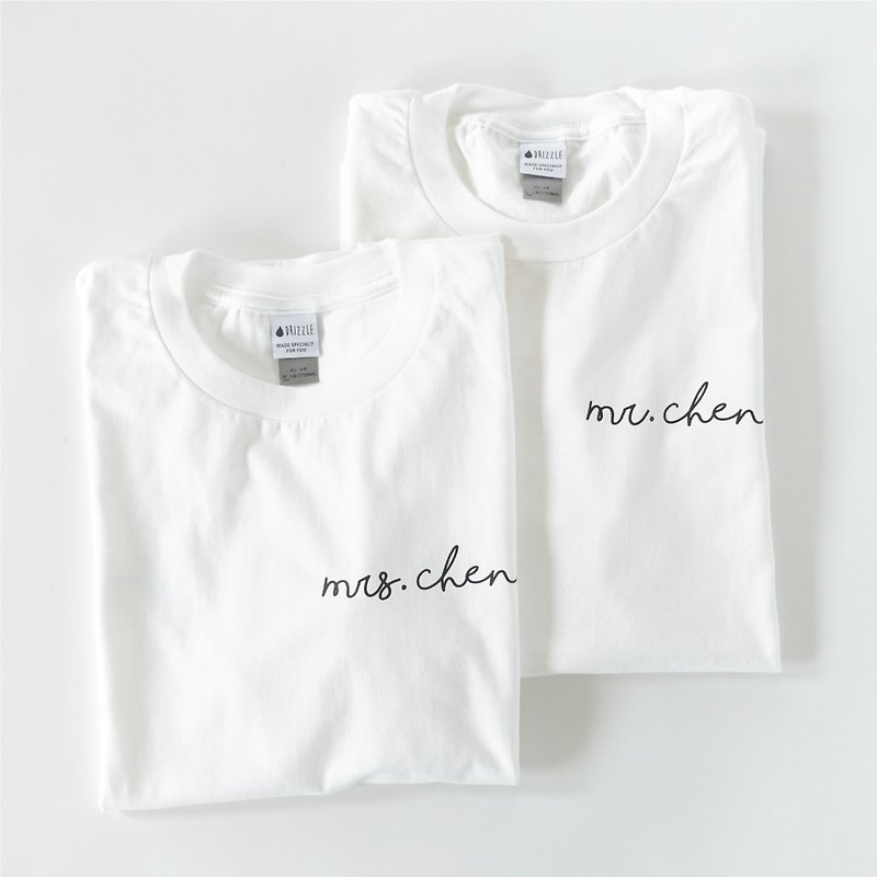 Custom-made Mr. Mrs. short-sleeved top / cursive style (2 in) - เสื้อฮู้ด - ผ้าฝ้าย/ผ้าลินิน 