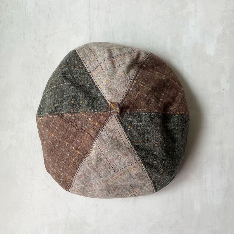 Japanese retro beret/dyed fabric/sendong color/Christmas gift - Hats & Caps - Cotton & Hemp Brown