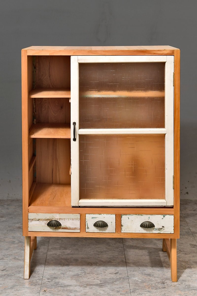 Taiwan cypress wine cabinet/storage/old cypress window/feel made/all solid wood - Other Furniture - Wood Khaki