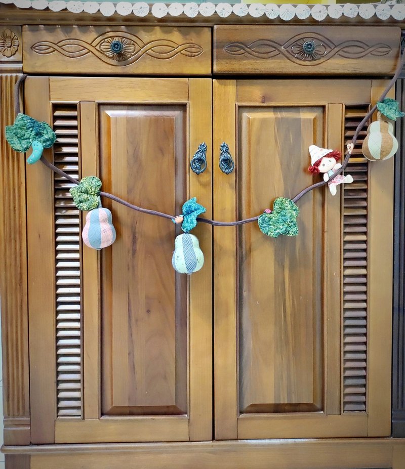 一串蒲瓜與精靈小娃掛飾 - 擺飾/家飾品 - 棉．麻 