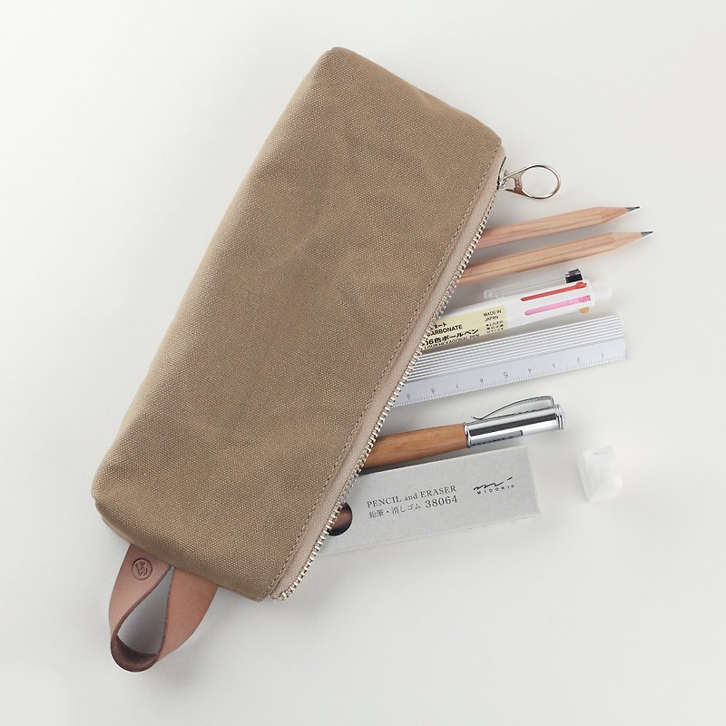 Storage bag / pencil case / cosmetic bag -- khaki - กล่องดินสอ/ถุงดินสอ - วัสดุอื่นๆ สีกากี