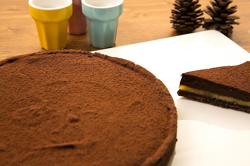 70% raw chocolate tower - Savory & Sweet Pies - Fresh Ingredients Brown