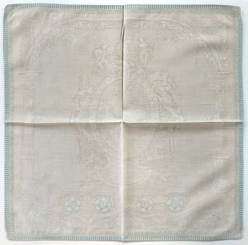 Celine 復古手帕 拜佔庭風格 天使圖案 18.5 x 18 英吋 - 手帕 - 棉．麻 卡其色