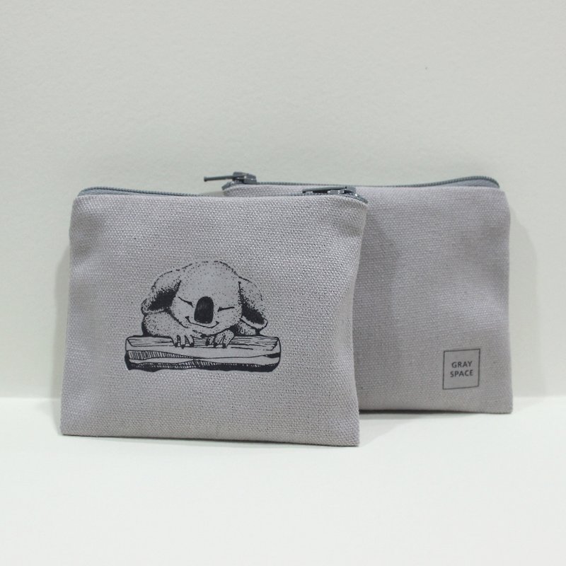 [Clear Product] Koala Illustration_Handmade Simple Storage Bag / Coin Purse / Beam Pocket / Canvas - กระเป๋าใส่เหรียญ - ผ้าฝ้าย/ผ้าลินิน สีเทา