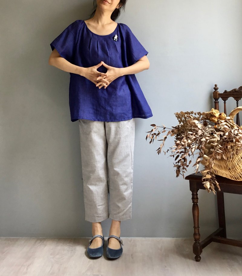 Violet/Deep Mysterious Cosmic Blue Linen Round Neck Umbrella Sleeve Top 100% Linen/Japanese Linen - Women's Tops - Cotton & Hemp Blue