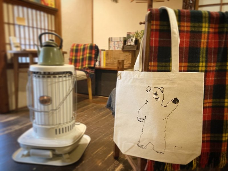 Tote bag bear - กระเป๋าถือ - ผ้าฝ้าย/ผ้าลินิน ขาว