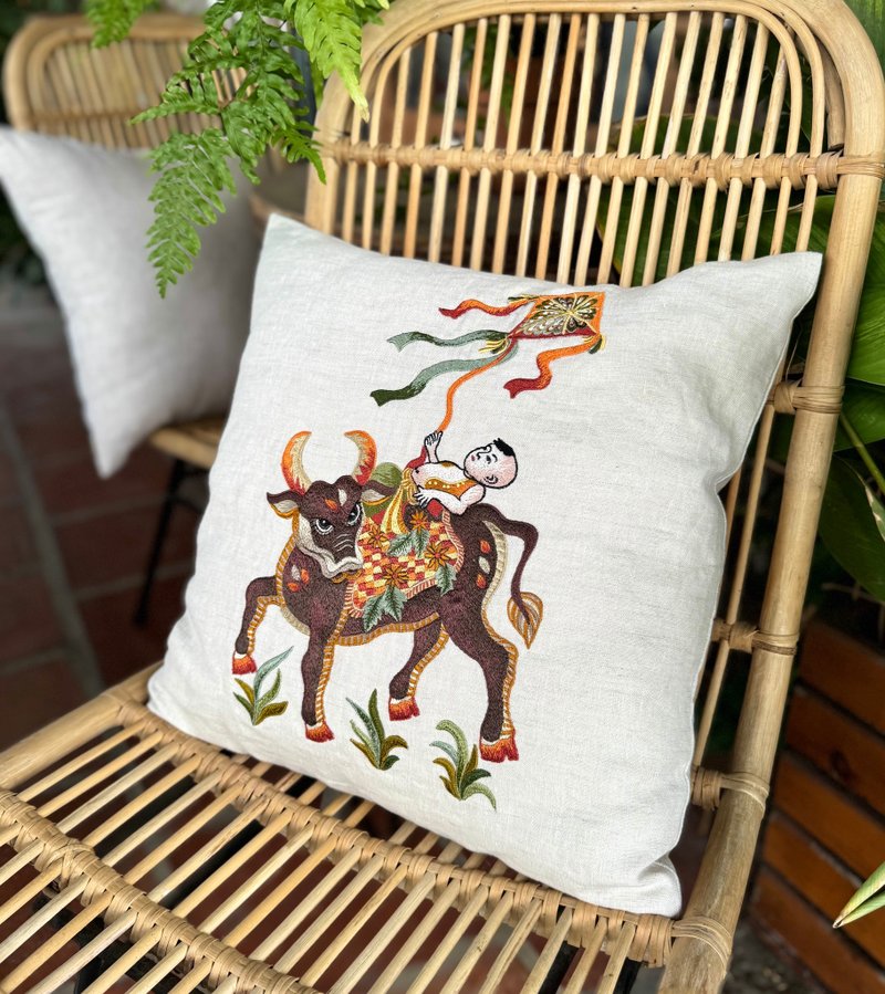 Hand-Embroidered Linen Cushion Cover: Vietnamese Folk Art Boy on Buffalo & Kite - 枕頭/抱枕 - 亞麻 卡其色