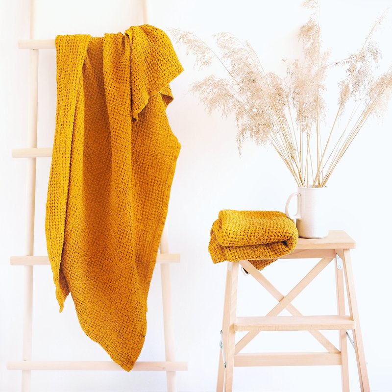 Bath towel waffle, Linen bath towel mustard, Large bath towels soft, Hair towel - 毛巾/浴巾 - 亞麻 咖啡色