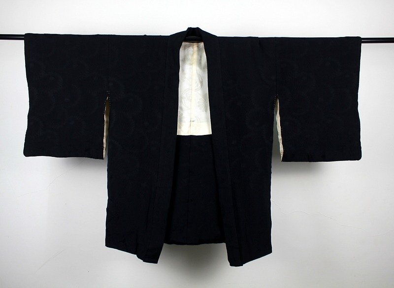 Turtle Gege - Japanese traditional patterns and handle handmade feather woven kimono jacket - เสื้อแจ็คเก็ต - ผ้าฝ้าย/ผ้าลินิน สีดำ
