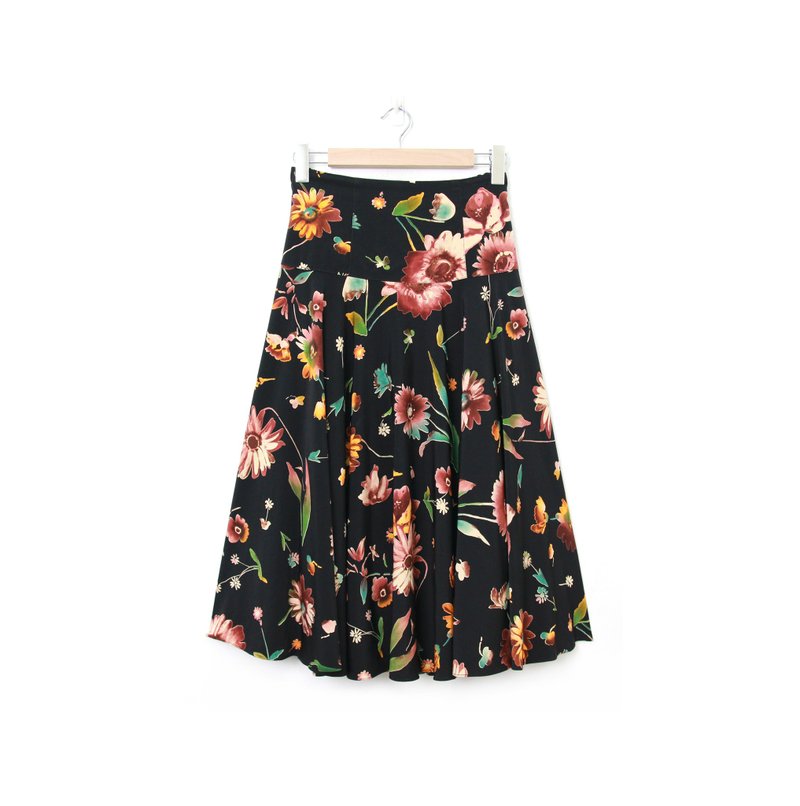 Back to Green:: classic round skirt black bottom spring colorful floral vintage skirt - Skirts - Polyester 