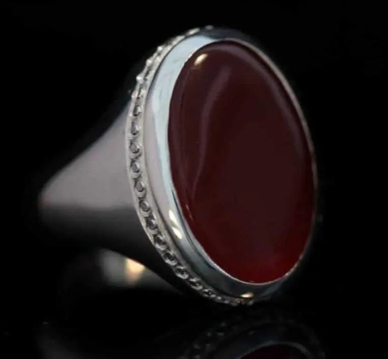 Blood Red Yemeni Aqeeq Ring Handmade Bague Yamani Aqiq for Men Yameni akik Ring - 戒指 - 寶石 紅色