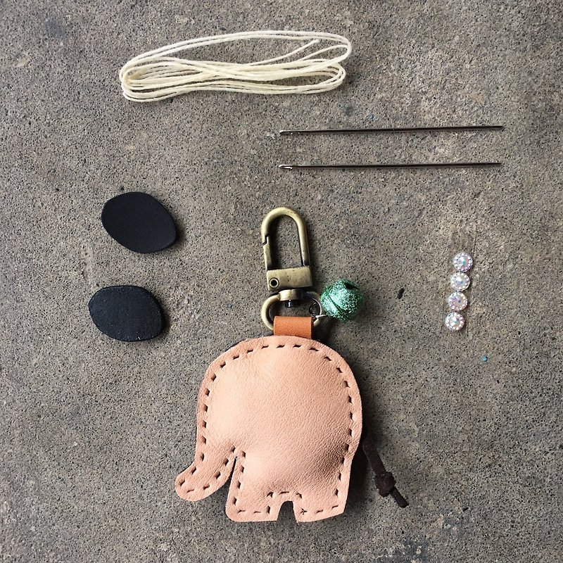 Leather elephant shape key ring DIY kit - เครื่องหนัง - หนังแท้ 