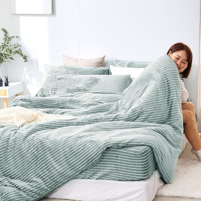 Bed quilt set (dual-purpose blanket quilt cover)-single/flannel three-piece type/antistatic/Machine tea - Bedding - Other Materials Green