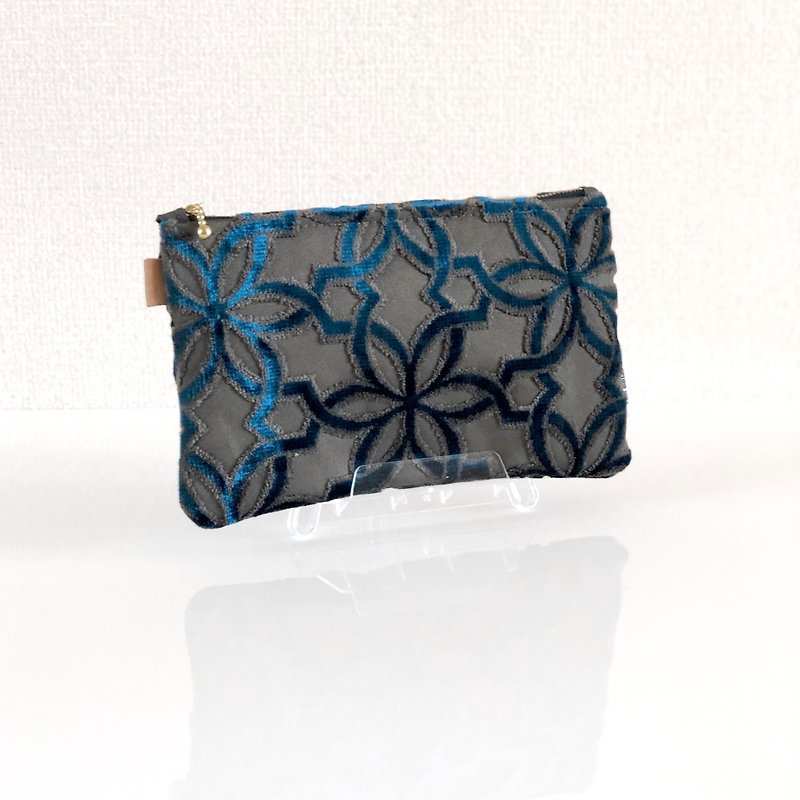 モロッカン生地で作った幾何学模様のポーチ　マベーラ - 化妝包/收納袋 - 棉．麻 藍色