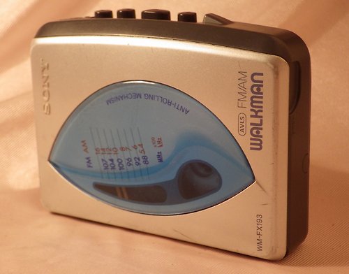 geokubanoid 索尼隨身聽 WM-FX193 個人盒式磁帶播放器 AM/FM 收音機 新皮帶已