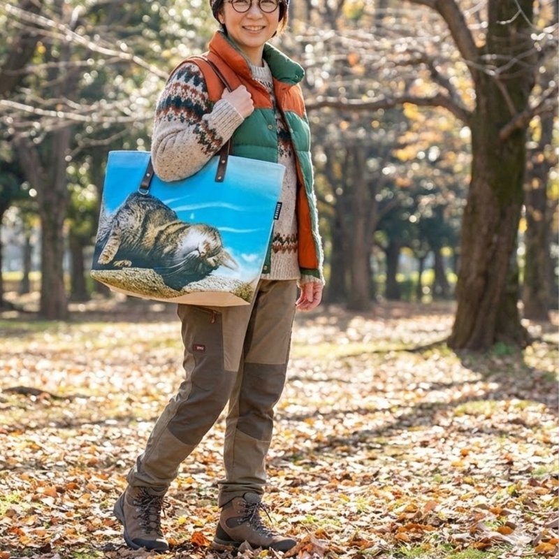 【日本製】空猫ブルー・リアル猫フォト大判トートバッグ - 手提包/手提袋 - 棉．麻 藍色