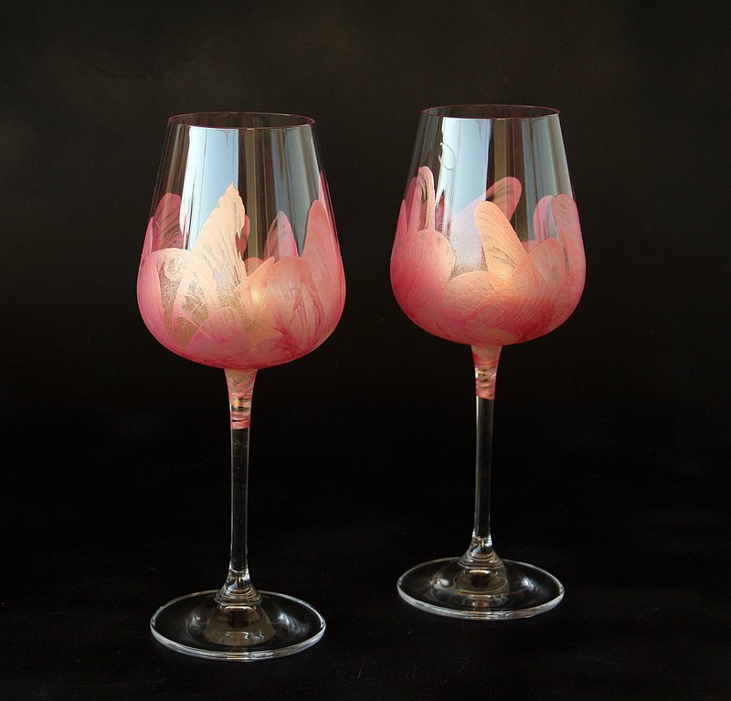 Pink Flamingo Wine Glasses, Hand Painted set of 2 - แก้วไวน์ - แก้ว สึชมพู