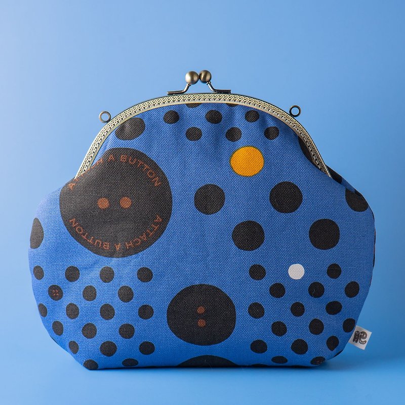 [Blue buttons of large and small] Retro metal mouth gold bag#包包#微humor# Cross-body bag#日系 - กระเป๋าแมสเซนเจอร์ - ผ้าฝ้าย/ผ้าลินิน สีน้ำเงิน