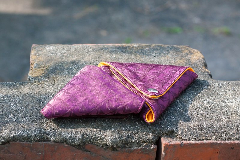 Triangle Coin Purse //Purple Plaid // Triangle Bag