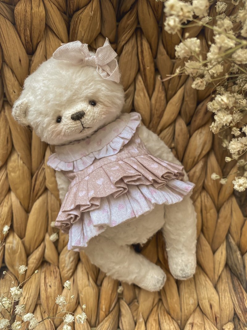 Miniature teddy bear,  cute bear, teddy bear artist - 玩偶/公仔 - 其他金屬 白色