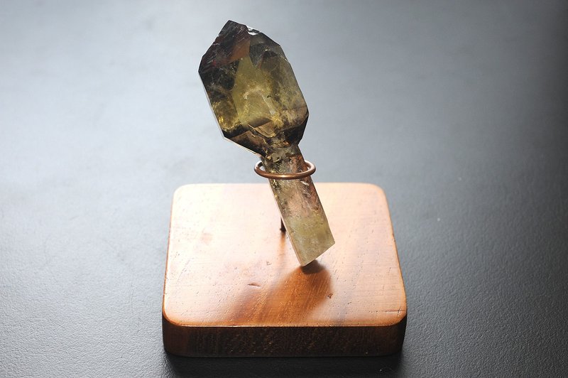 Citrine Backbone Scepter Ore/Spiritual Practice/Lucky/Lucky/Breakthrough/(Collection Grade) 3 - Items for Display - Crystal 