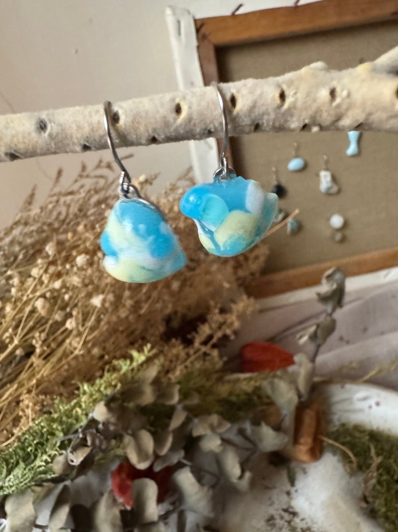 琉璃耳環 - 耳環/耳夾/耳骨夾 - 玻璃 多色