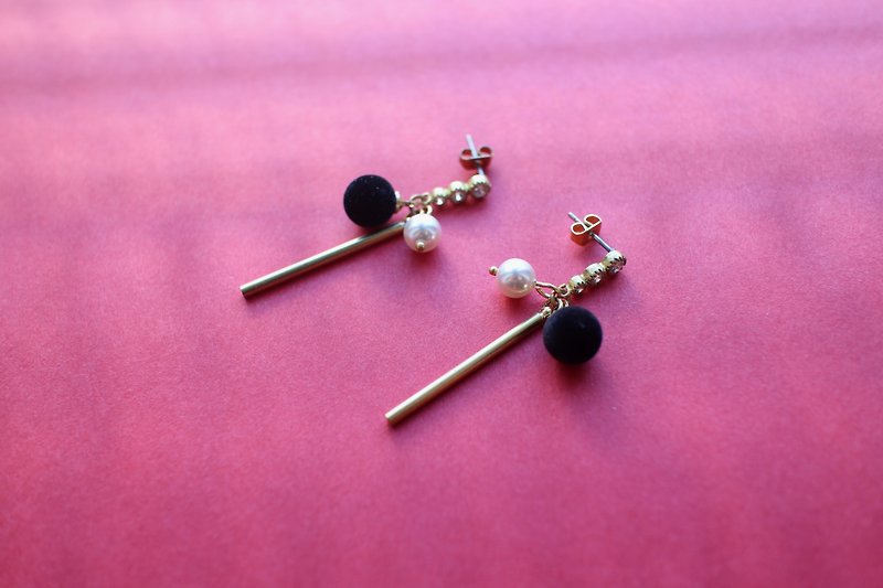 All Black -Brass earrings - Earrings & Clip-ons - Copper & Brass Multicolor