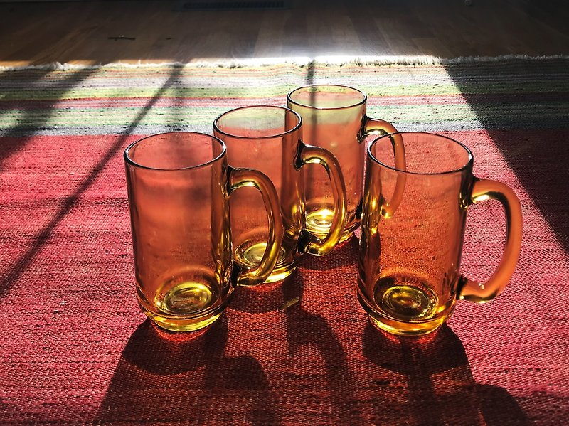 Yellow Beer Sea / Beer Glass Cup - Cups - Glass Yellow